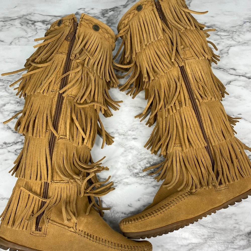 Minnetonka Womens 5 Layer Fringe Boot 1657t Size 6 - image 8